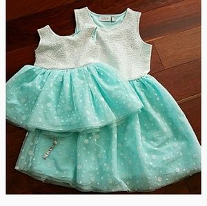 💕Sisterly love💕 Ready for Spring